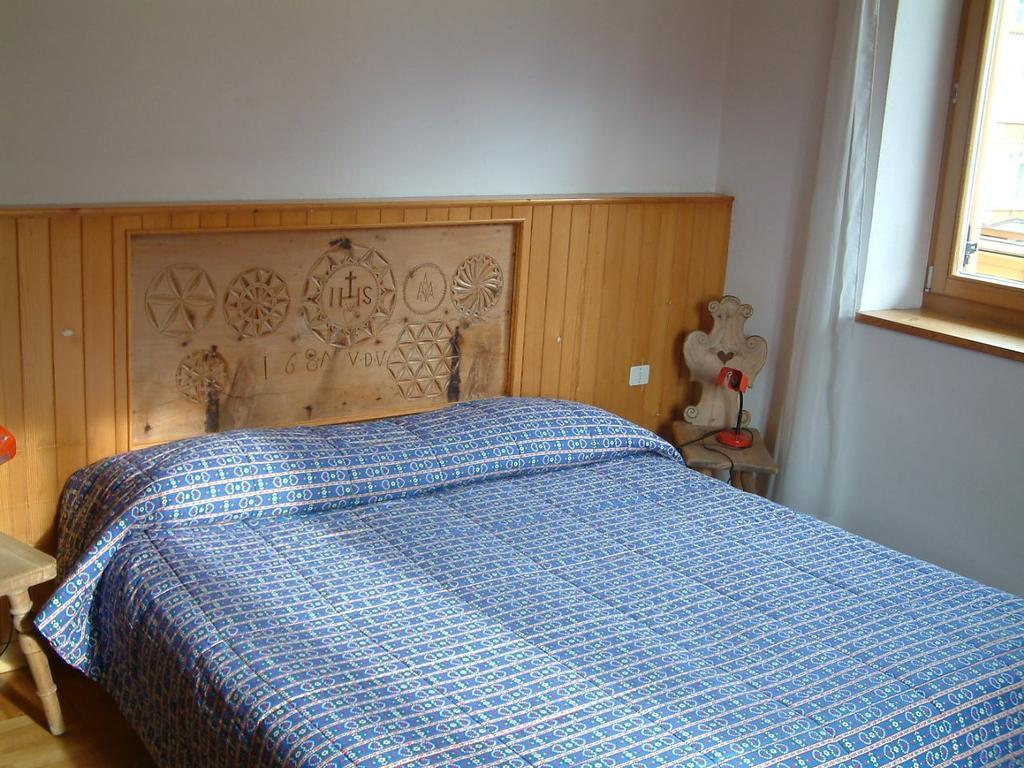 Casa Elisa Apartment Pozza di Fassa Ruang foto