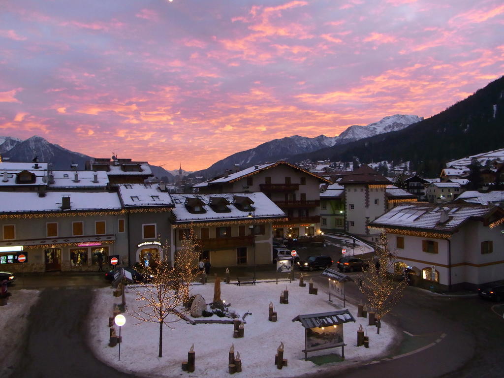 Casa Elisa Apartment Pozza di Fassa Bagian luar foto