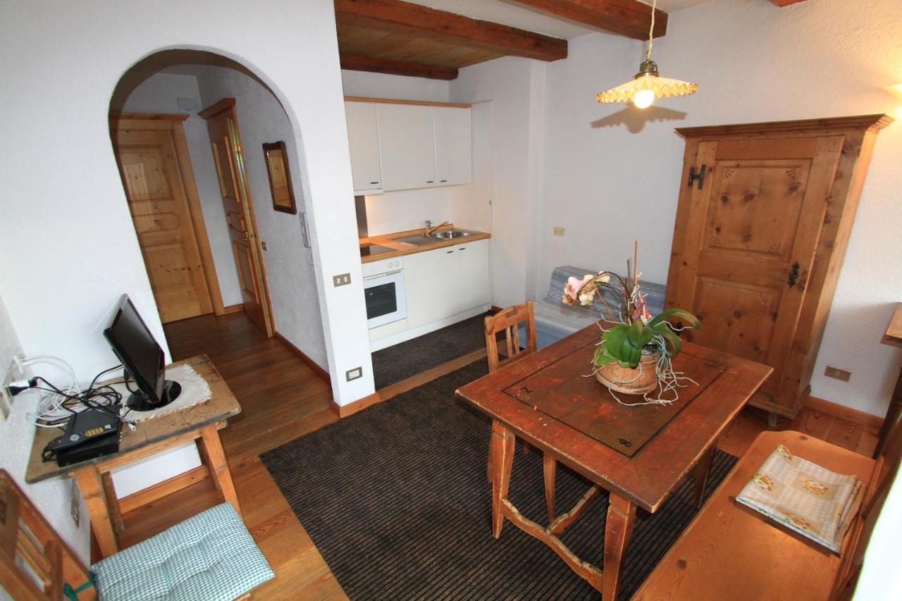 Casa Elisa Apartment Pozza di Fassa Bagian luar foto