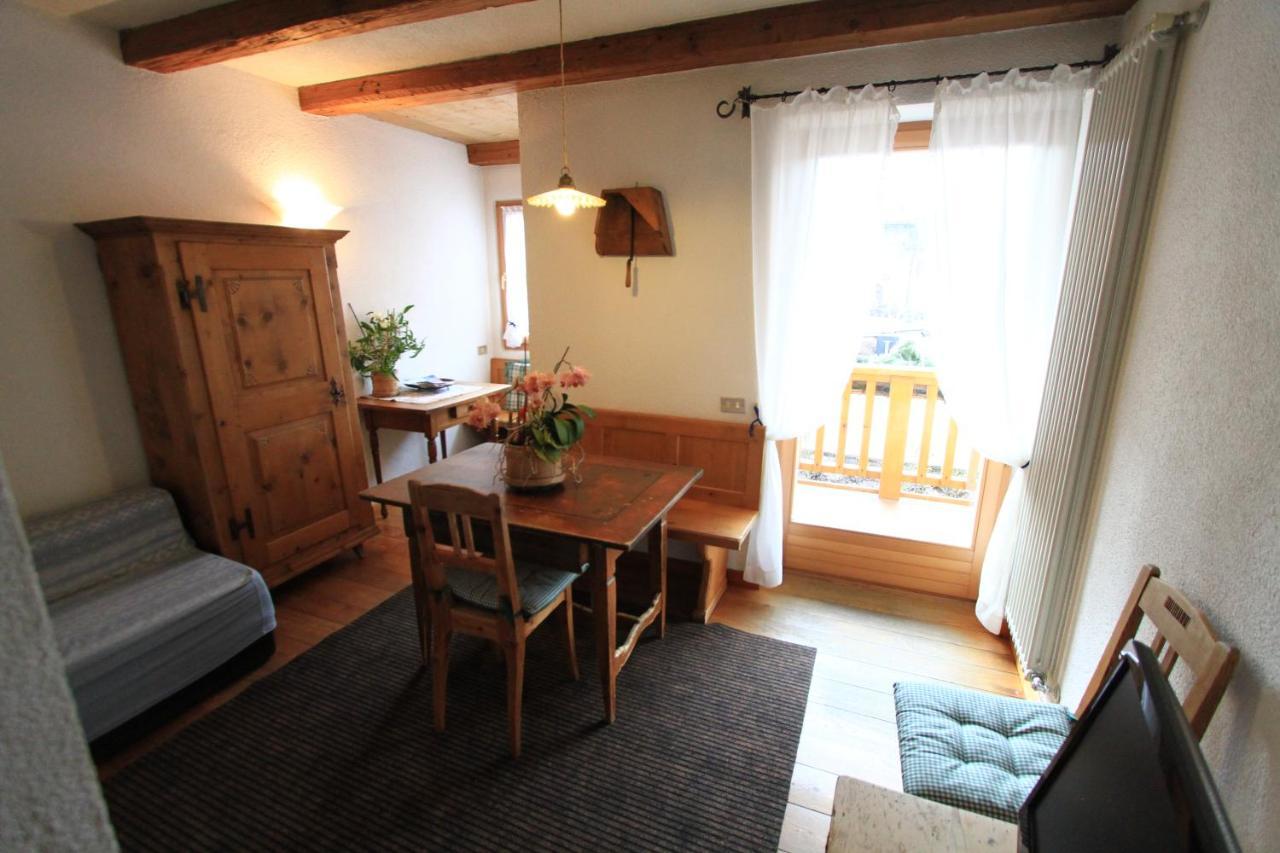Casa Elisa Apartment Pozza di Fassa Bagian luar foto